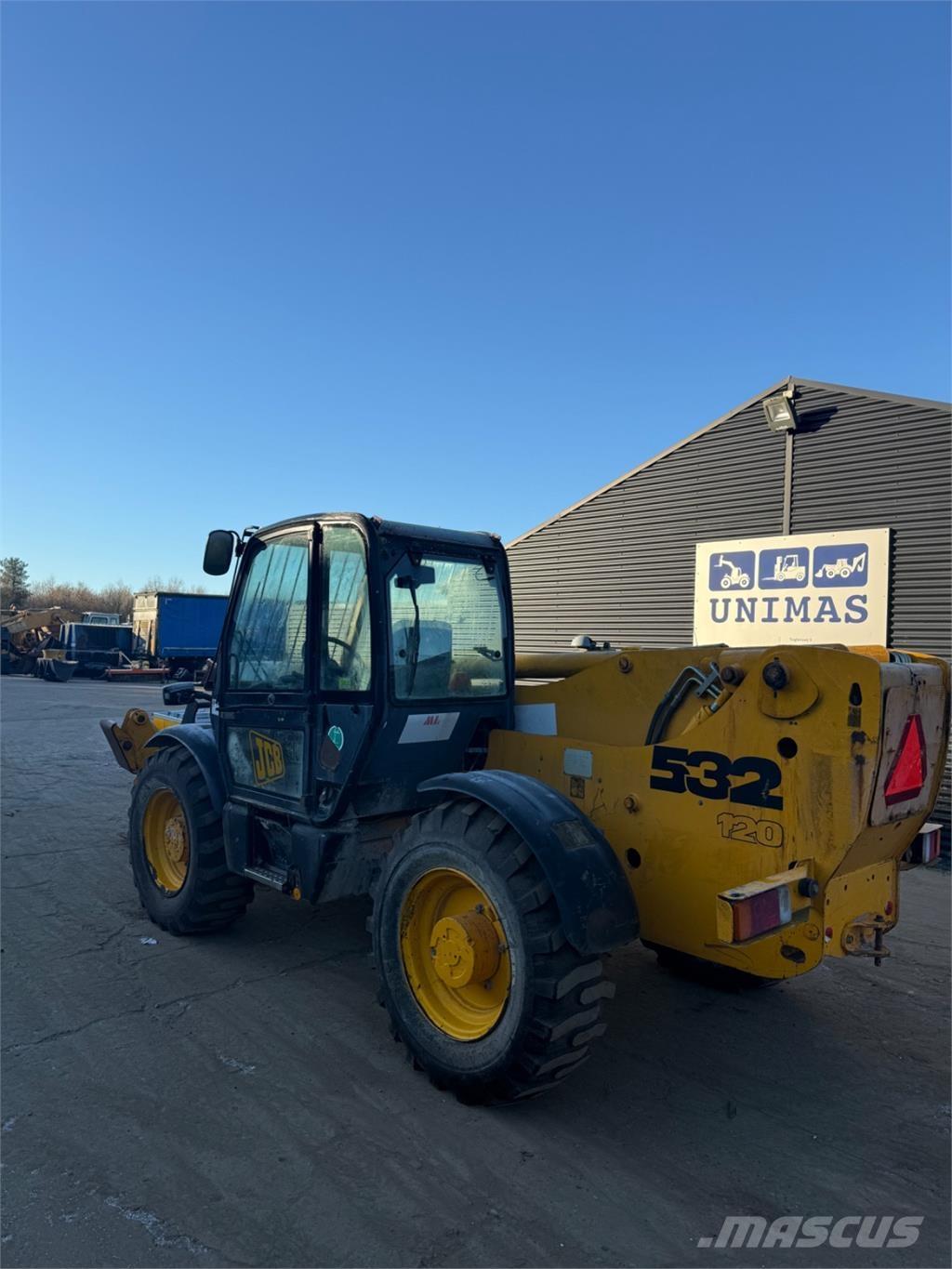 JCB 532-120 Teleskopiskie manipulatori