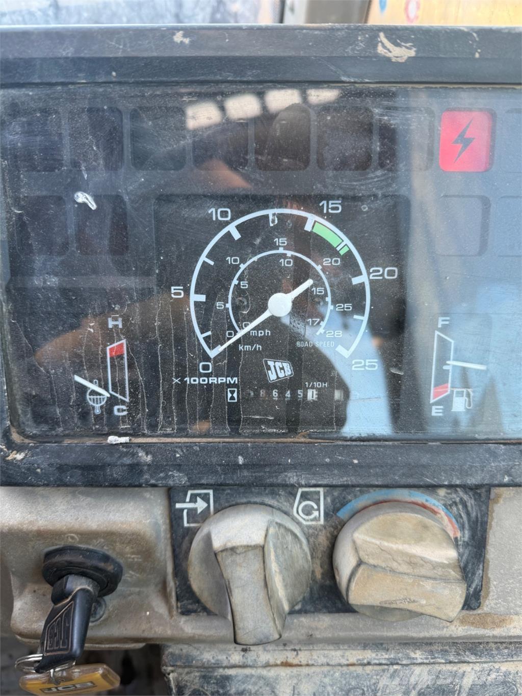 JCB 532-120 Teleskopiskie manipulatori