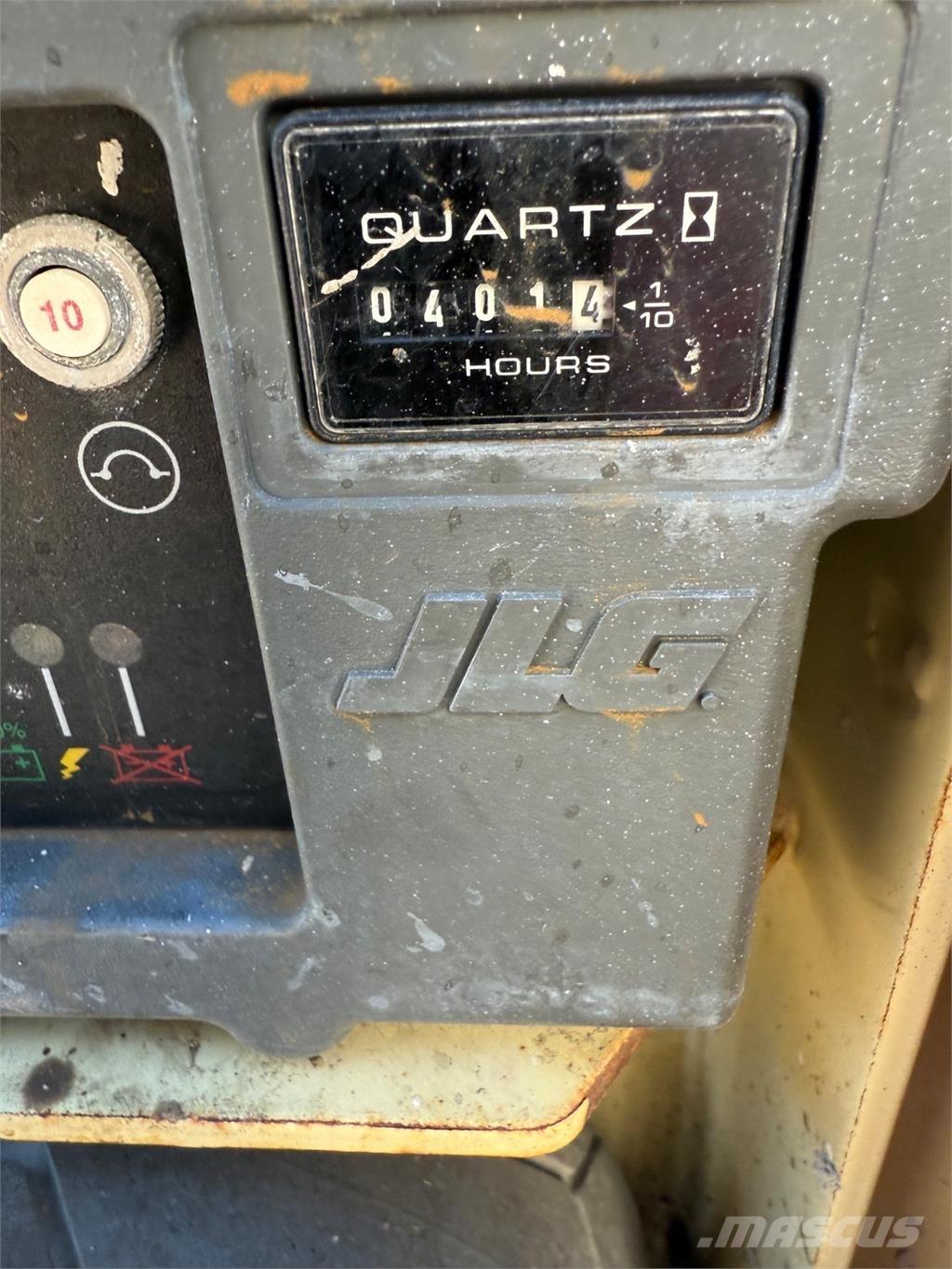 JLG 1230ES Vertikālie pacēlāji