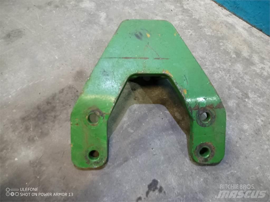 John Deere  Cits traktoru papildaprīkojums