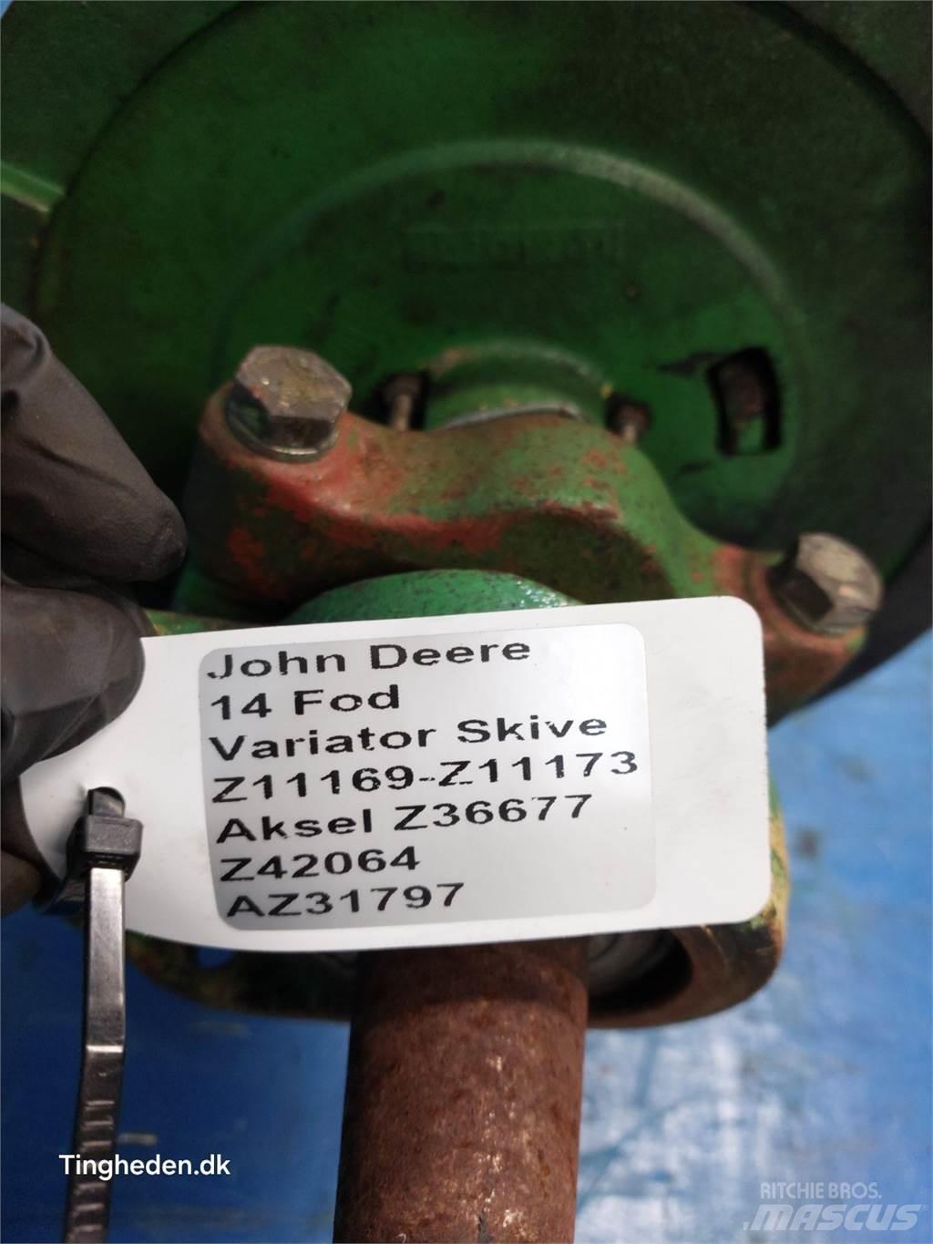 John Deere 1000 Ražas novākšanas kombainu papildaprīkojums