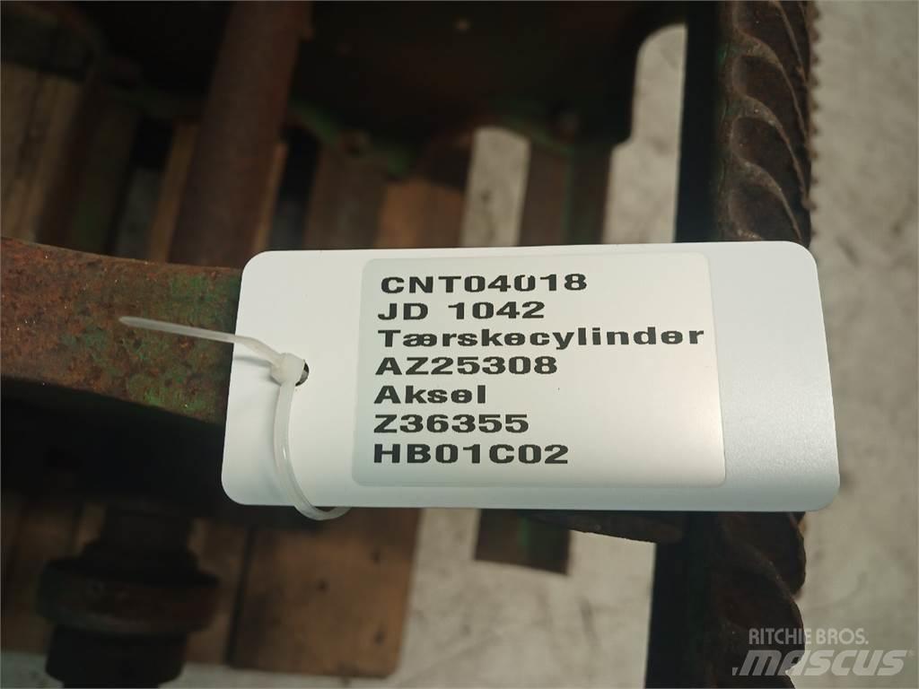 John Deere 1042 Ražas novākšanas kombainu papildaprīkojums