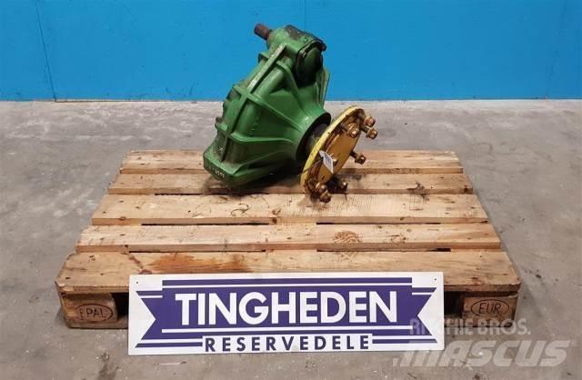 John Deere 1065 Ražas novākšanas kombainu papildaprīkojums