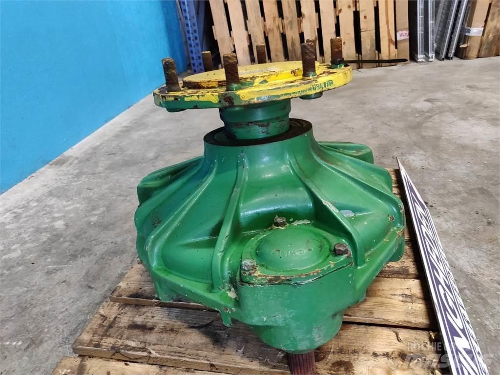 John Deere 1065 Ražas novākšanas kombainu papildaprīkojums