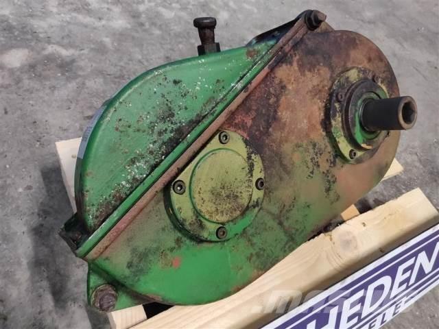 John Deere 1085 Transmisija