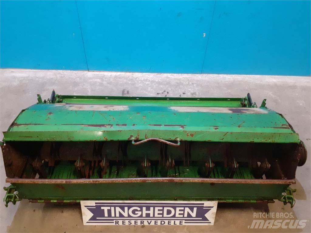 John Deere 1085 Ražas novākšanas kombainu papildaprīkojums