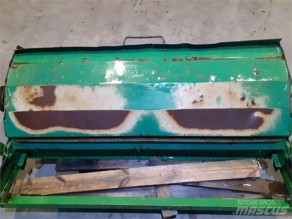John Deere 1085 Ražas novākšanas kombainu papildaprīkojums