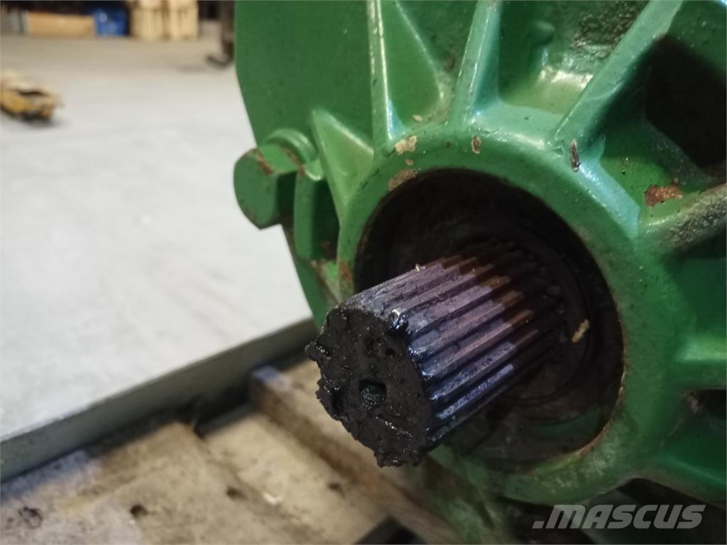 John Deere 1085 Transmisija