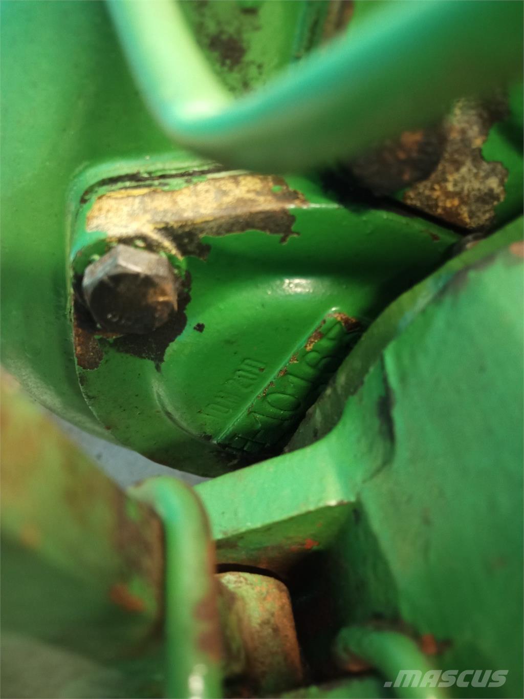 John Deere 1085 Transmisija