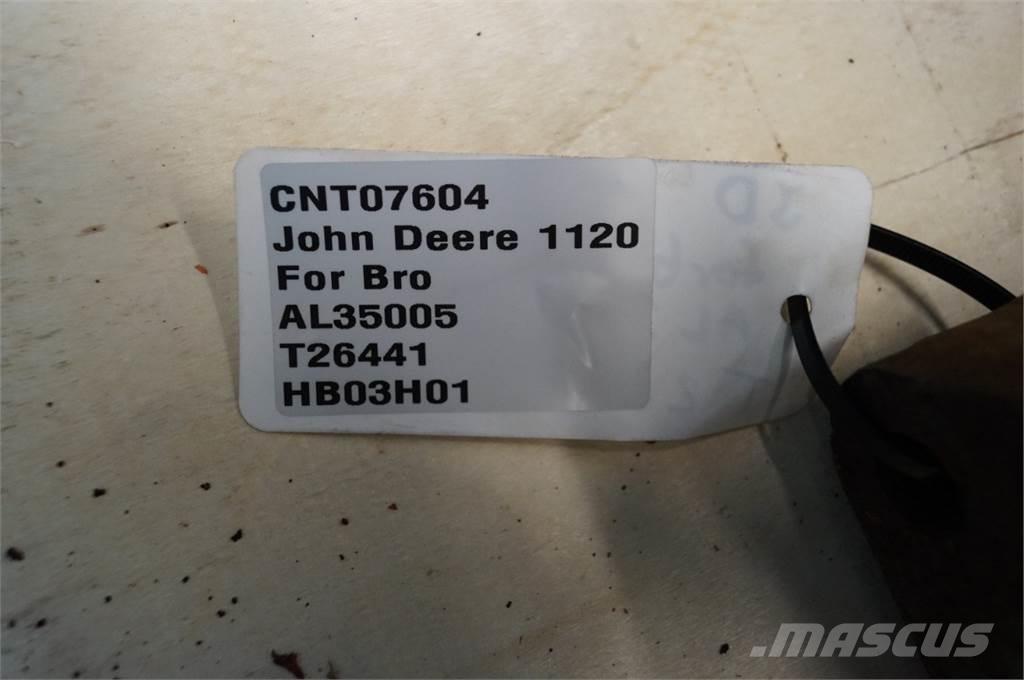 John Deere 1120 Cits traktoru papildaprīkojums