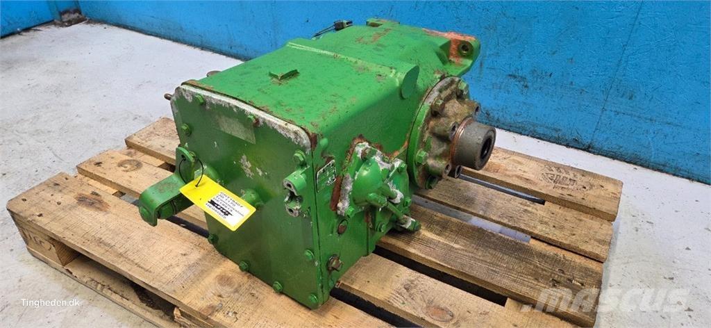 John Deere 1170 Transmisija