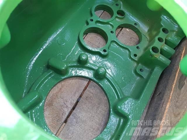 John Deere 1177 Transmisija