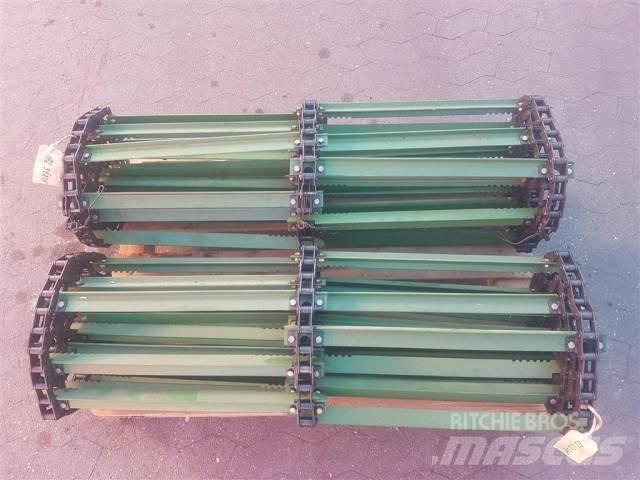 John Deere 1177 Ražas novākšanas kombainu papildaprīkojums