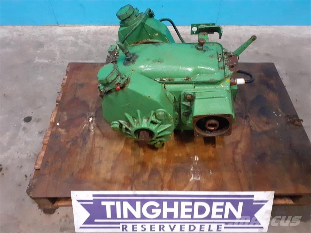 John Deere 1177 Transmisija