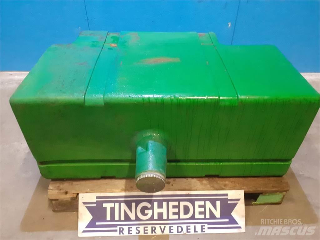 John Deere 1177 Ražas novākšanas kombainu papildaprīkojums