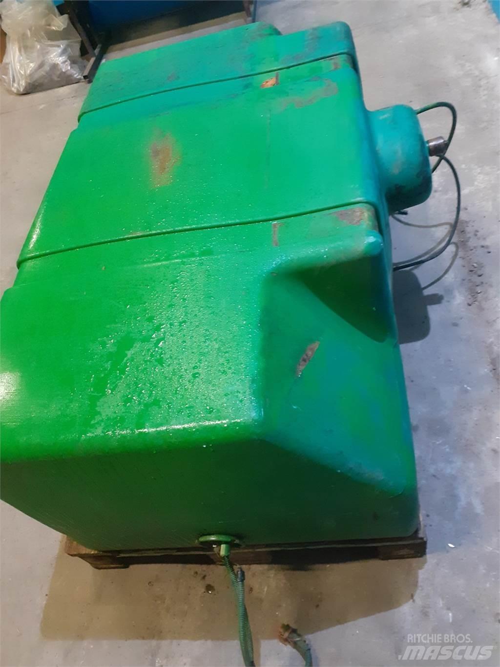 John Deere 1177 Ražas novākšanas kombainu papildaprīkojums