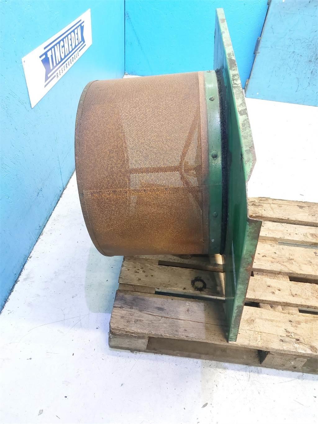 John Deere 1177 Dzinēji