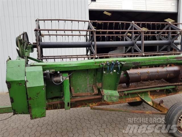 John Deere 16 Ražas novākšanas kombainu papildaprīkojums