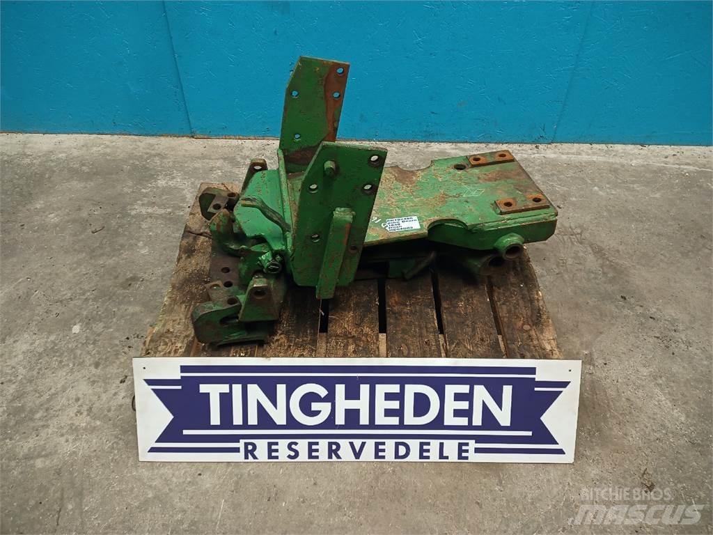 John Deere 1640 Cits traktoru papildaprīkojums