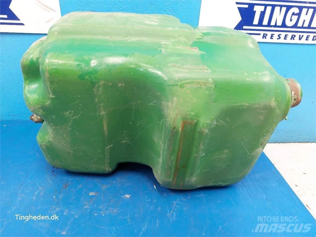 John Deere 1640 Cits traktoru papildaprīkojums