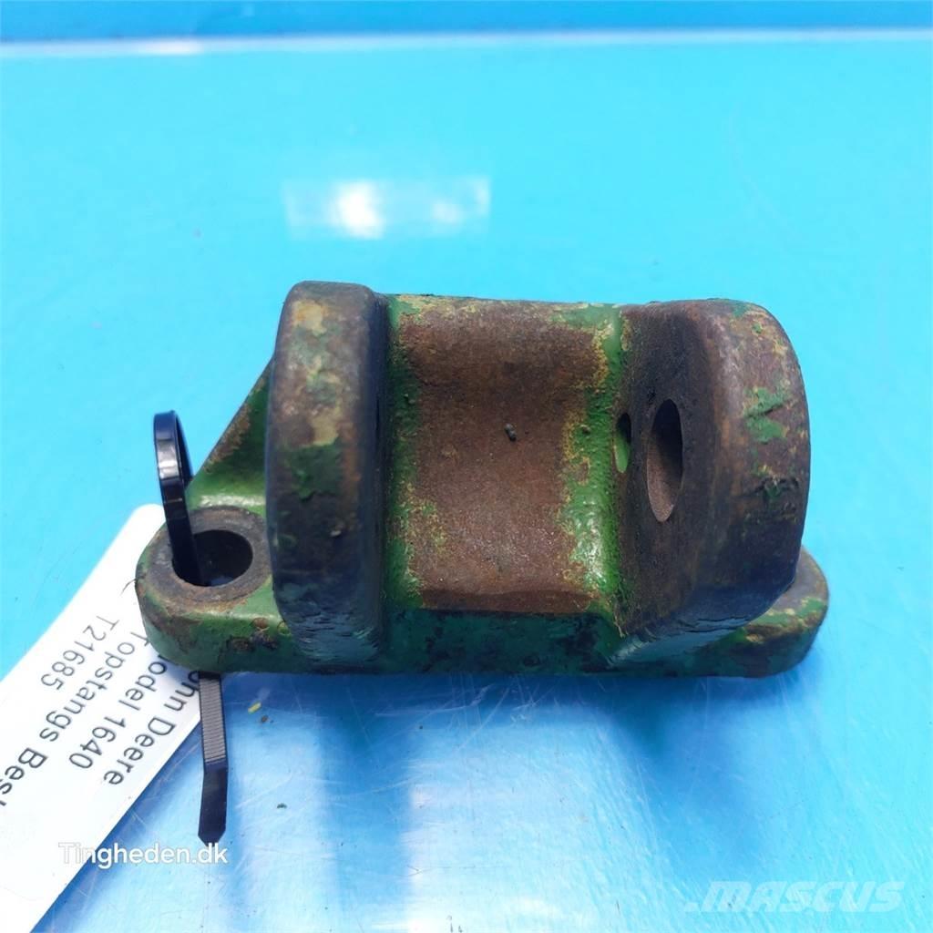 John Deere 1640 Cits traktoru papildaprīkojums
