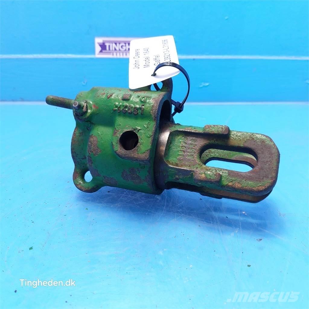John Deere 1640 Cits traktoru papildaprīkojums