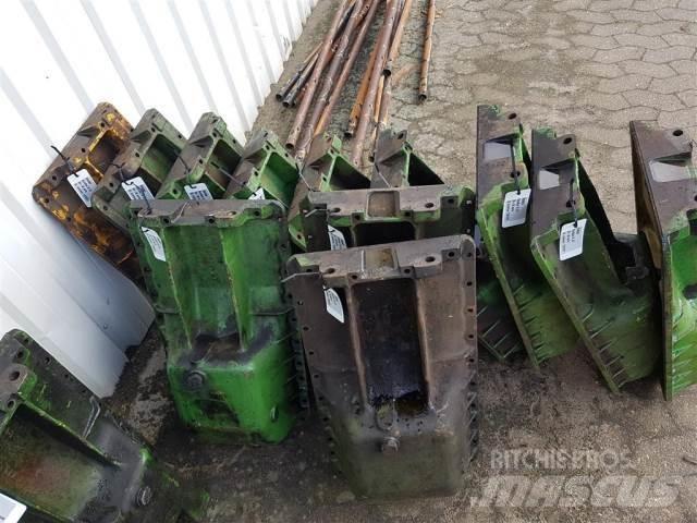 John Deere 2030 Dzinēji