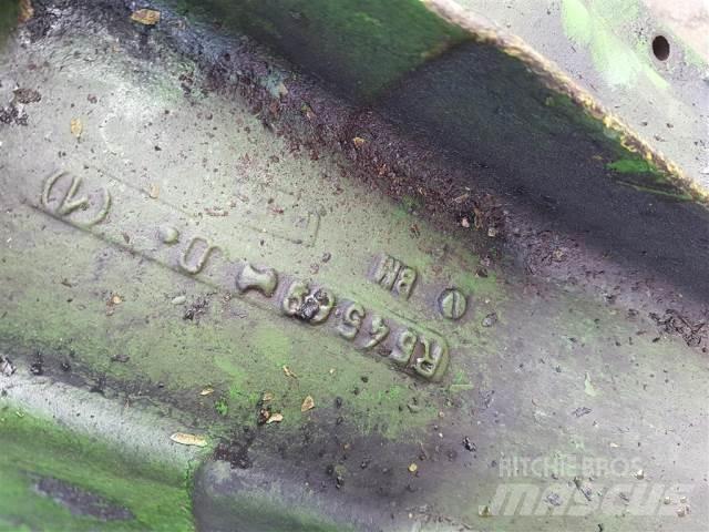 John Deere 2030 Dzinēji