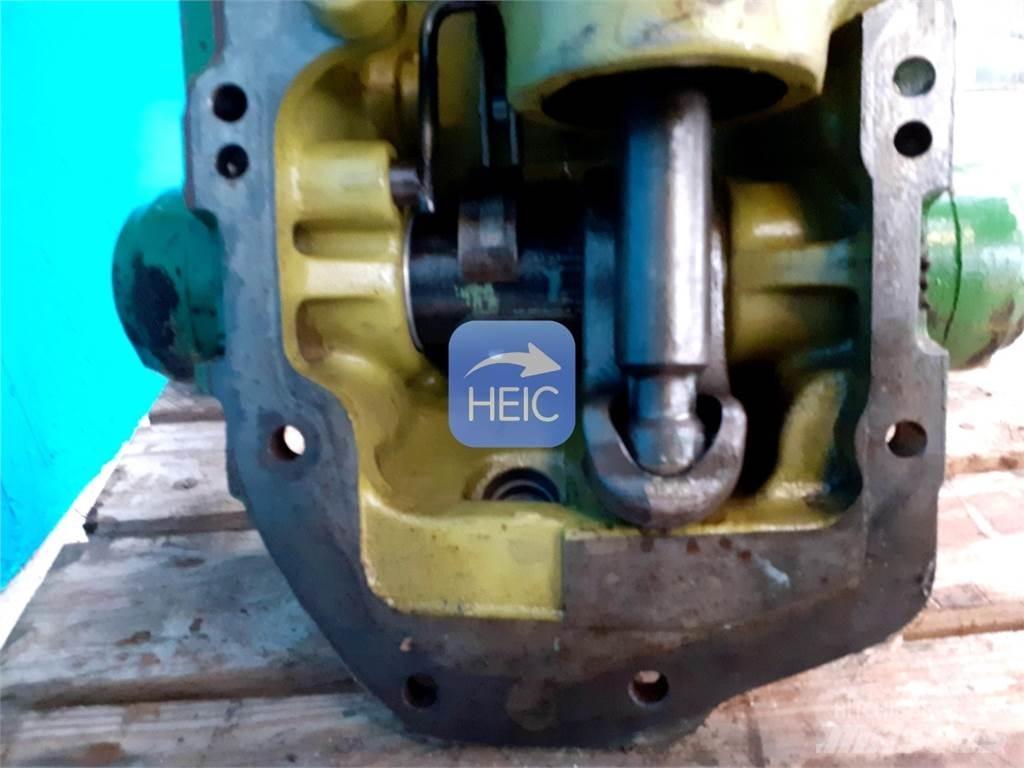 John Deere 2030 Cits traktoru papildaprīkojums