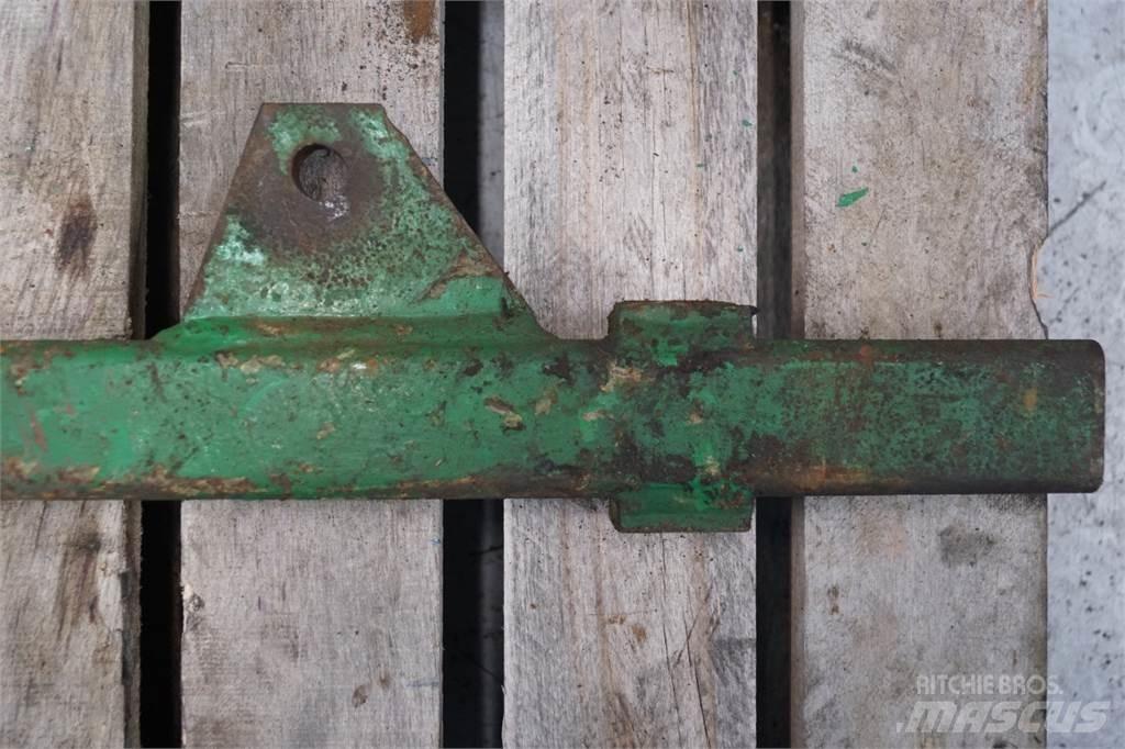 John Deere 2030 Cits traktoru papildaprīkojums