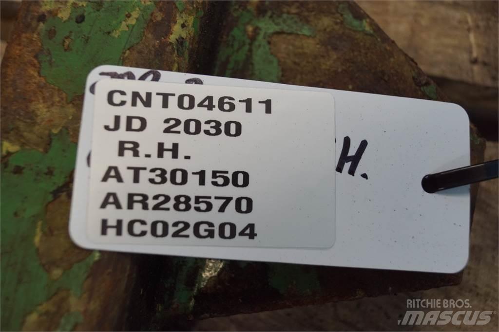 John Deere 2030 Cits traktoru papildaprīkojums