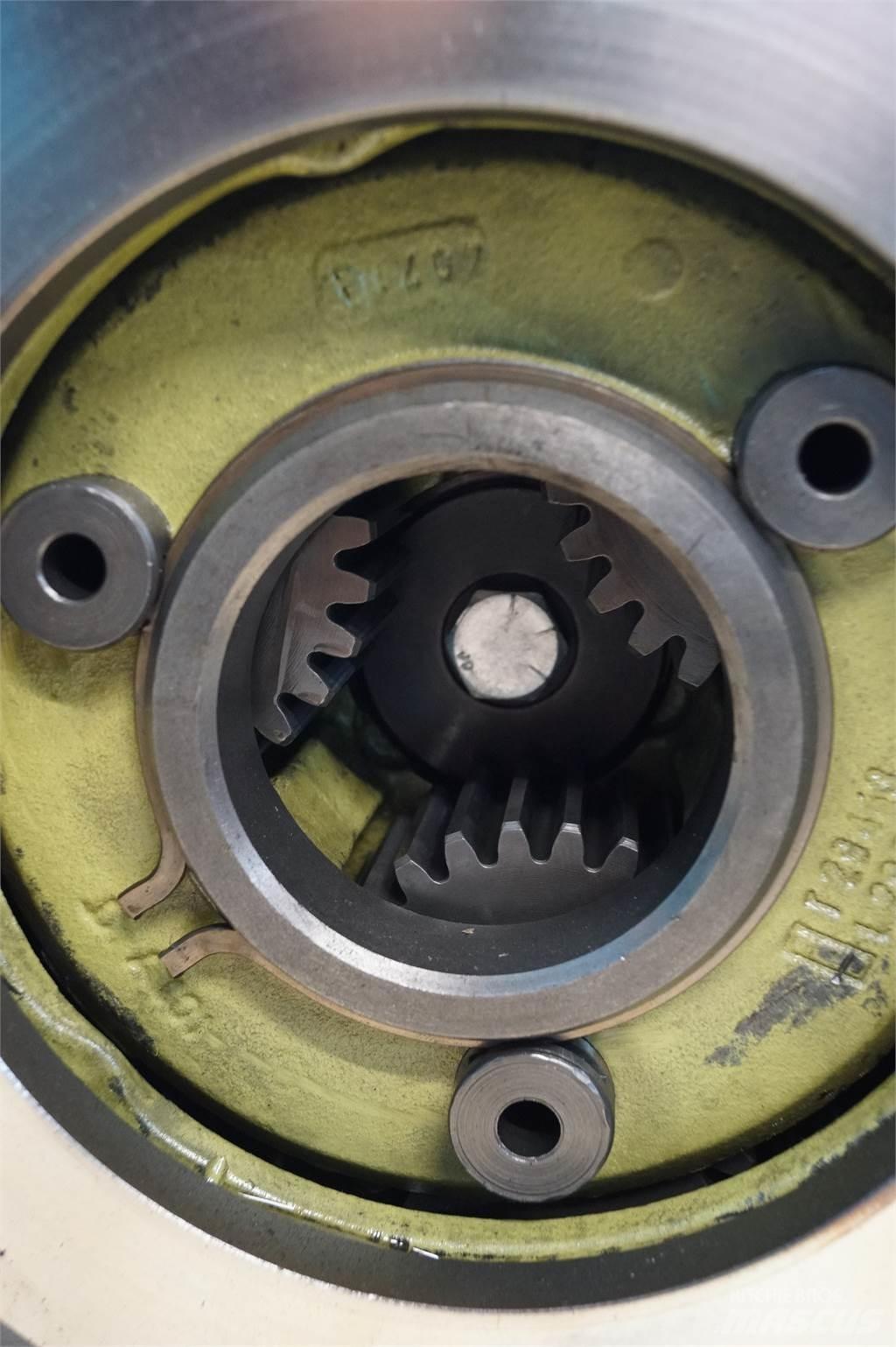 John Deere 2030 Cits traktoru papildaprīkojums
