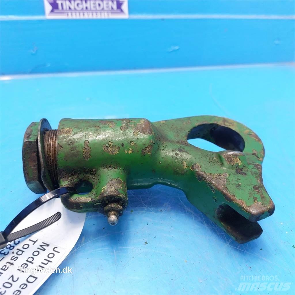 John Deere 2030 Cits traktoru papildaprīkojums