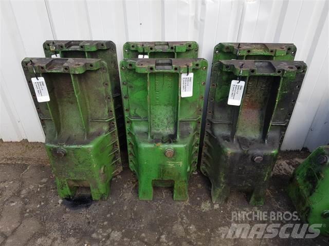 John Deere 2040 Dzinēji