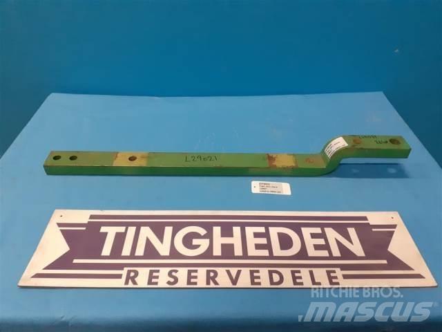 John Deere 2040 Cits traktoru papildaprīkojums