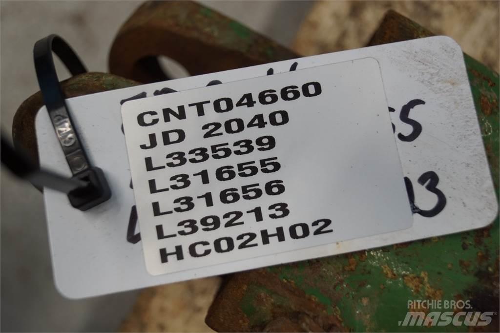 John Deere 2040 Cits traktoru papildaprīkojums