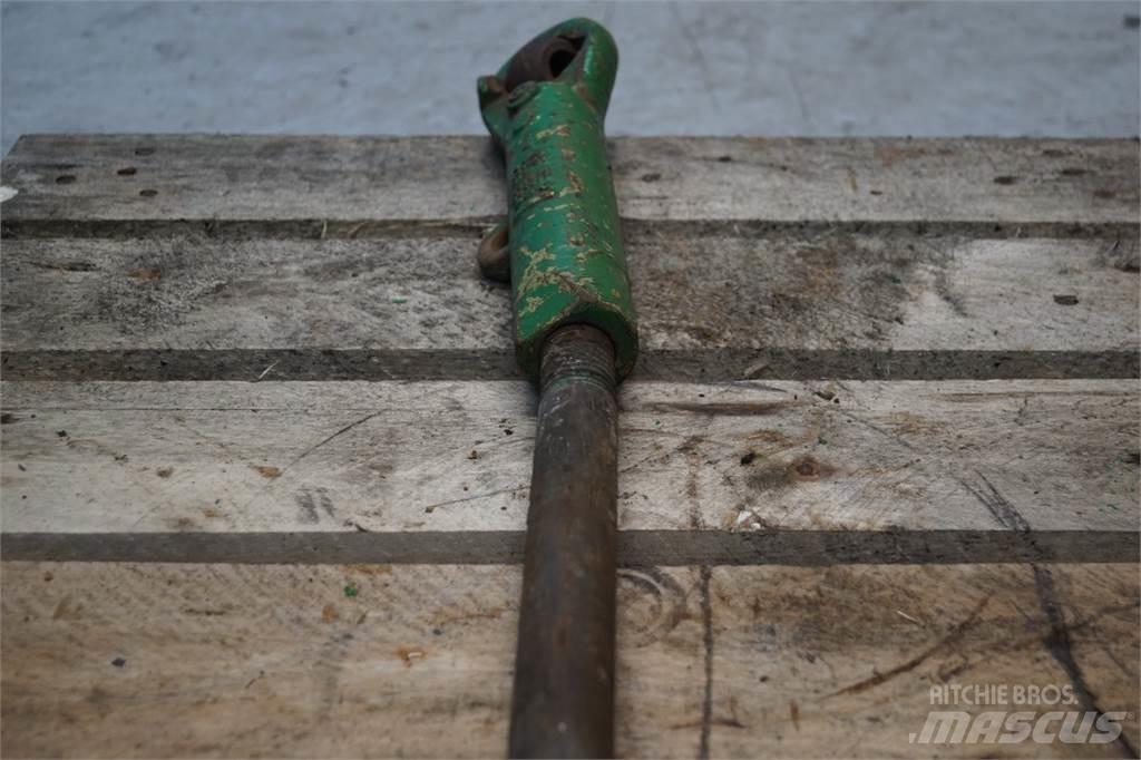 John Deere 2040 Cits traktoru papildaprīkojums