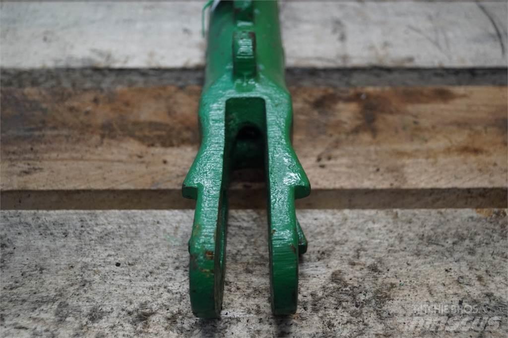 John Deere 2040 Cits traktoru papildaprīkojums