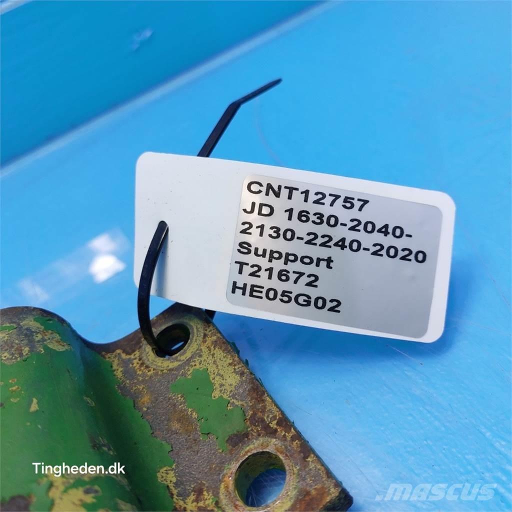 John Deere 2040 Cits traktoru papildaprīkojums