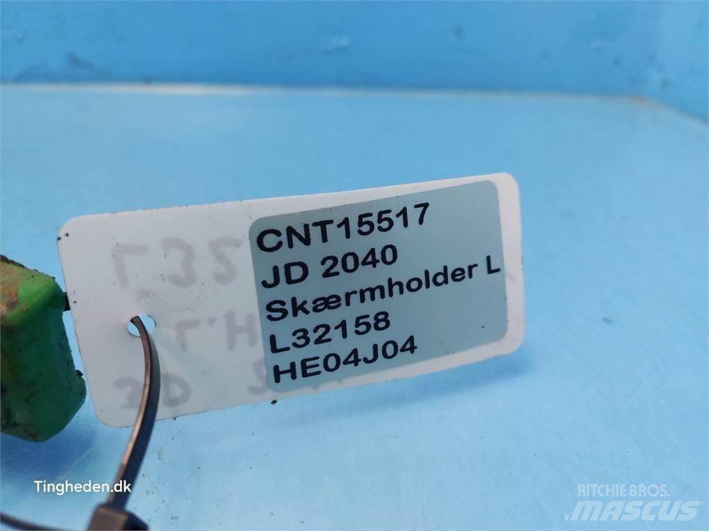 John Deere 2040 Cits traktoru papildaprīkojums
