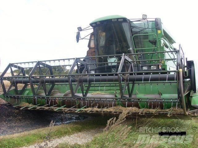 John Deere 2054 Ražas novākšanas kombaini