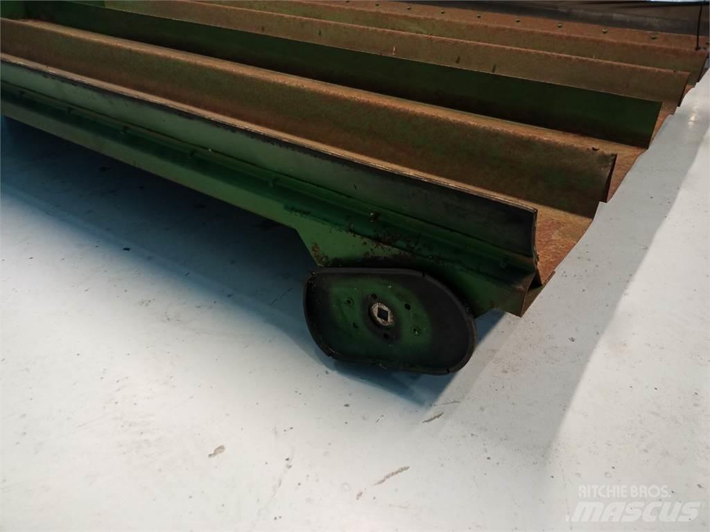 John Deere 2054 Smilšu un sāls kaisītāji
