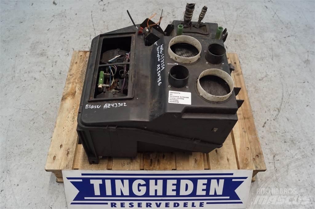 John Deere 2054 Kabīnes un interjers