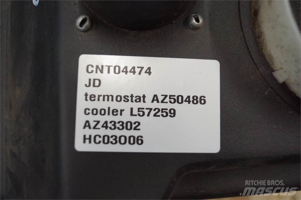 John Deere 2054 Kabīnes un interjers