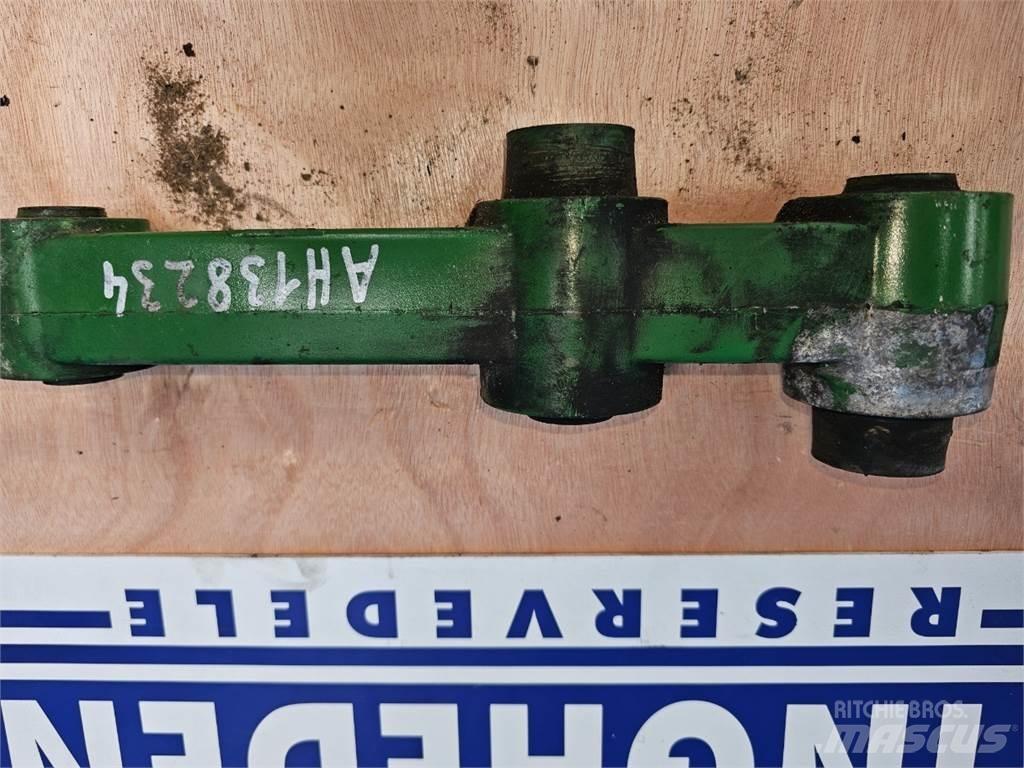 John Deere 2054 Smilšu un sāls kaisītāji