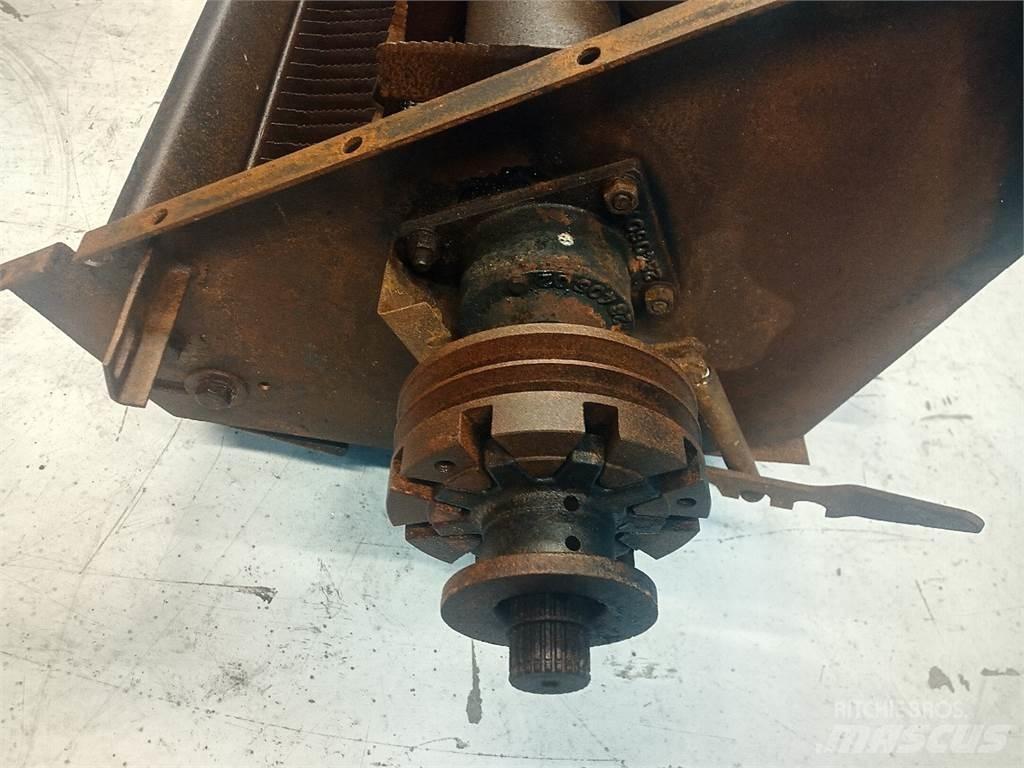John Deere 2066 Ražas novākšanas kombainu papildaprīkojums