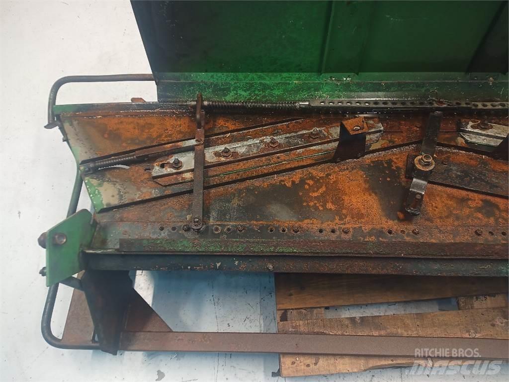 John Deere 2066 Ražas novākšanas kombainu papildaprīkojums