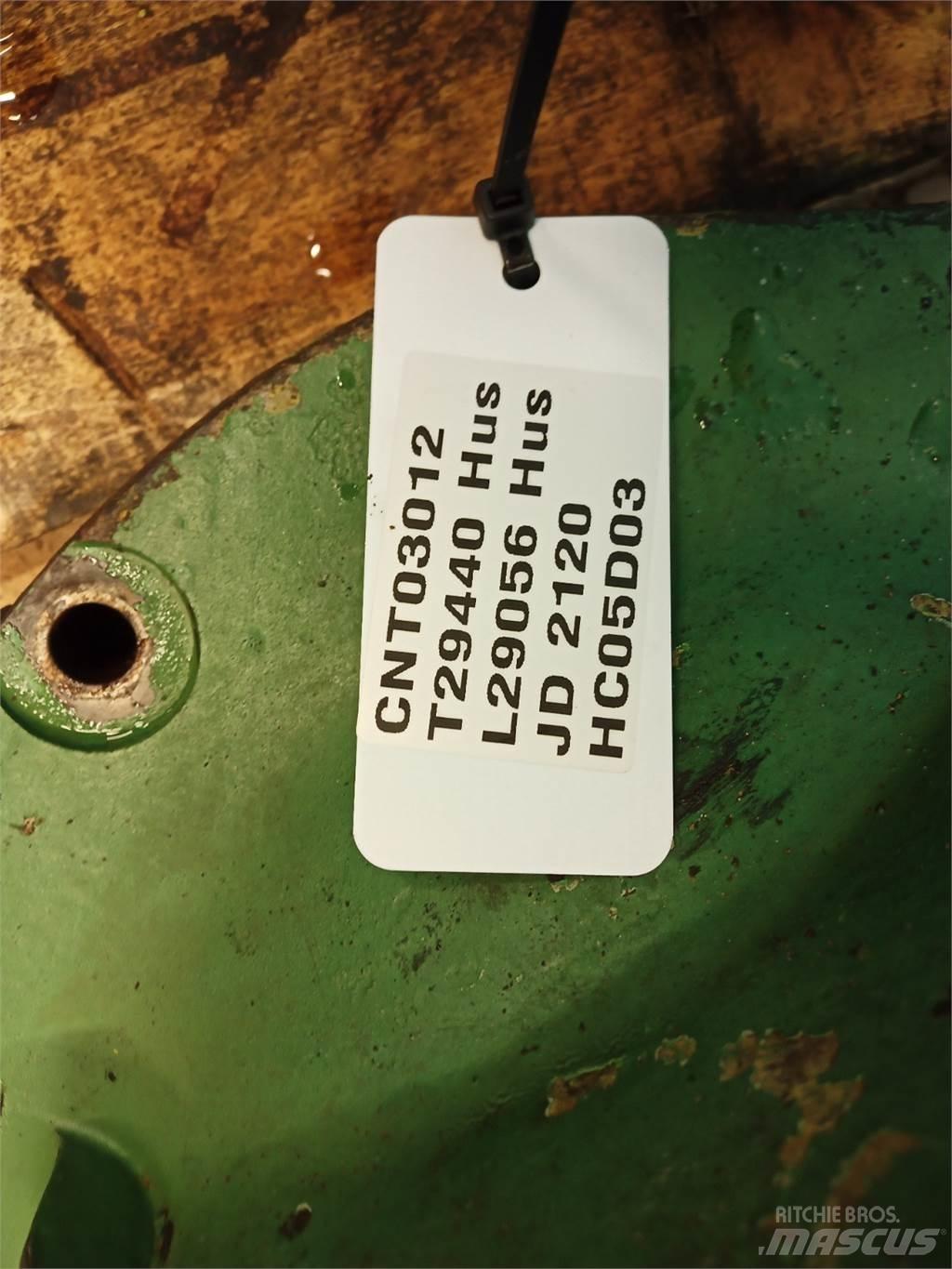 John Deere 2120 Cits traktoru papildaprīkojums