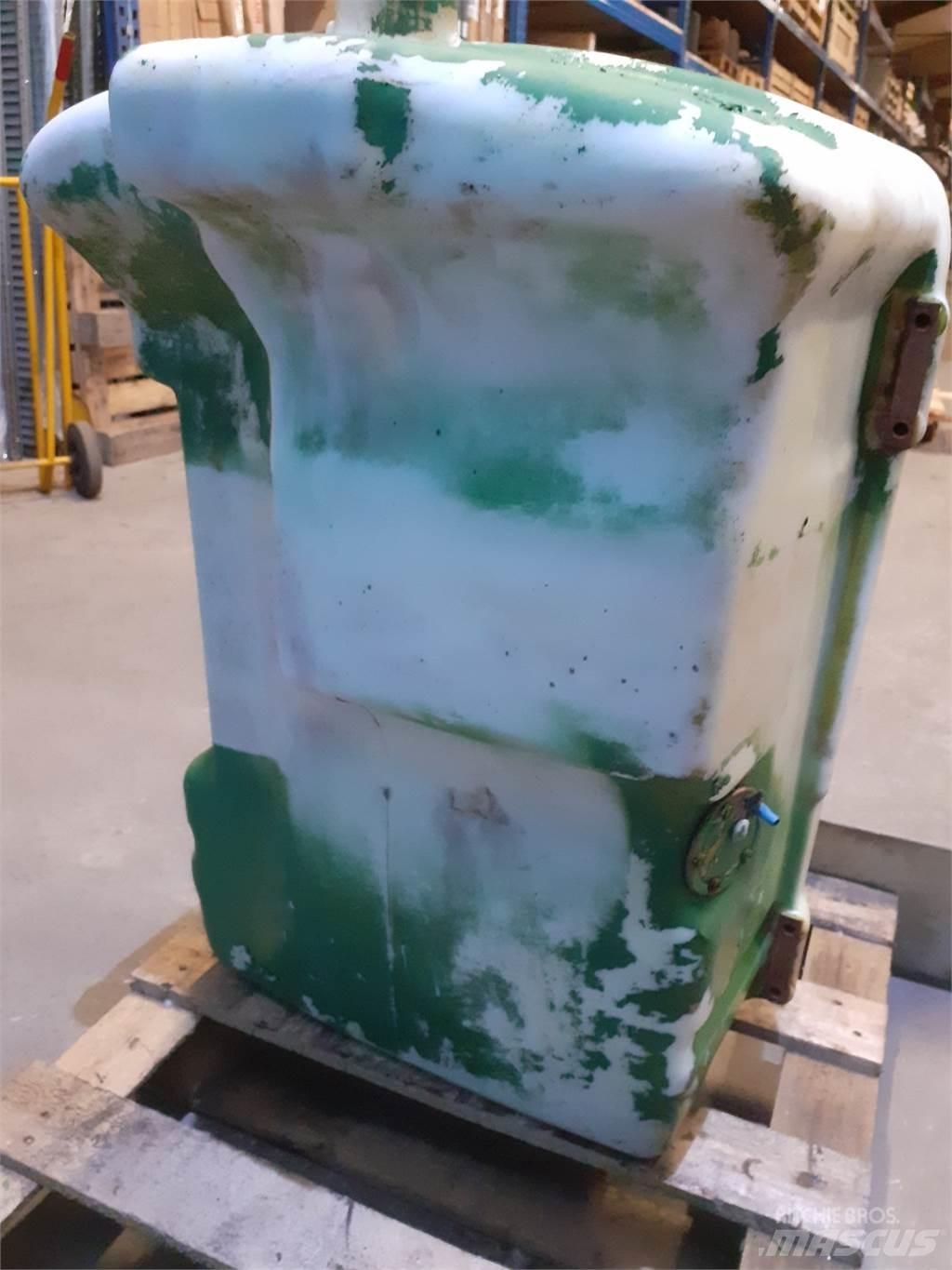 John Deere 2130 Cits traktoru papildaprīkojums