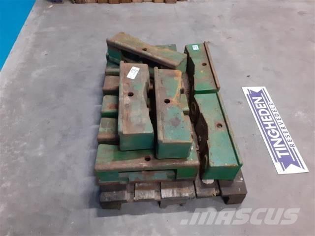 John Deere 2140 Priekšējie svari